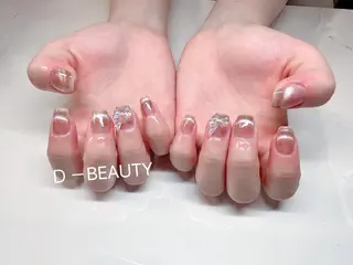 ネイル D-BEAUTY Nailsalonのネイルデザイン