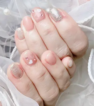 ネイル 綱島 佳恵のネイルデザイン