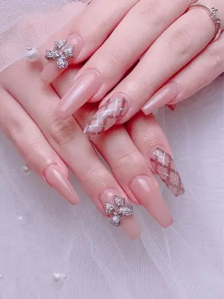 ネイル ネイルサロンロータス (渋谷店)のネイルデザイン