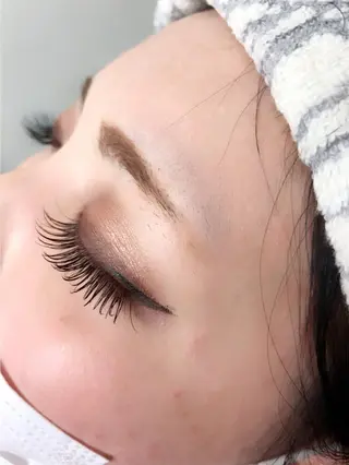 マツエク・マツパ beauty salon　Atora所属・大賀 海夕の眉毛・アイブロウイメージ
