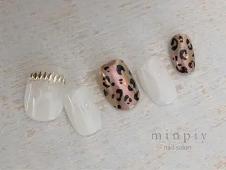 ネイル 𖡼 yumenoのネイルデザイン