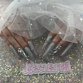 ネイル Nail Salon Lacusのネイルデザイン