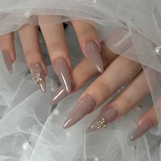 ネイル NEO Beauty Salon所属・𝐍𝐄𝐎 𝐉𝐔𝐑𝐈のネイルデザイン