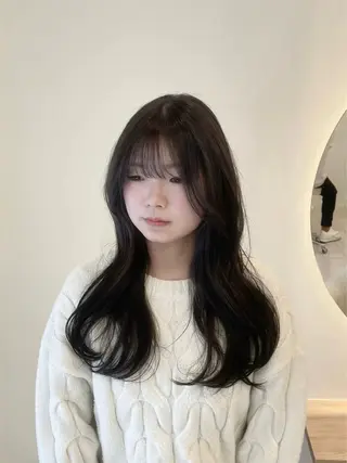 ロング カラー 凪紗 🎀 カラー /ハイトーンのヘアスタイル