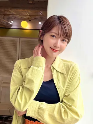 ショート カラー ショート/ボブ/透明 感カラー/高橋あみのヘアスタイル