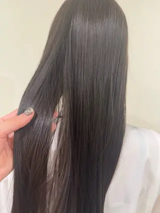 ロング カラー ゆ う あのヘアスタイル