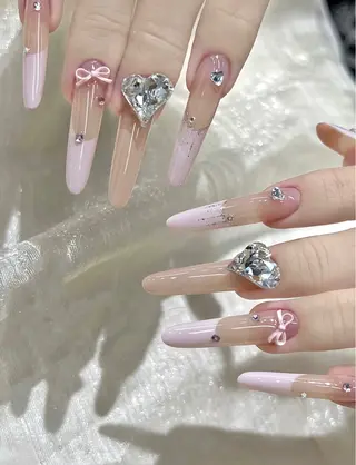 ネイル D-BEAUTY Nailsalonのネイルデザイン