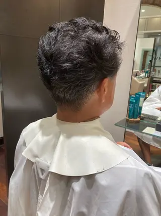 メンズ レンタルサロンLiLi藤沢所属・成沢 モニカのヘアスタイル