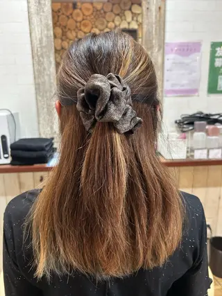 カラー ＬＥＯＮ　COLOR所属・宮園 望美のヘアスタイル