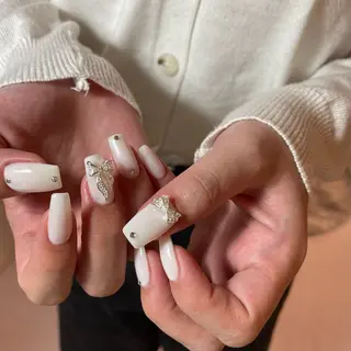 ネイル Ami 🦥のネイルデザイン