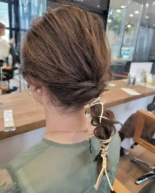 ミディアム 関口 友菜のヘアスタイル