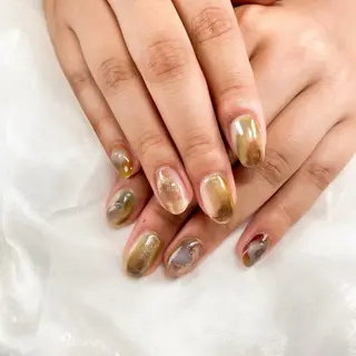 ネイル Nailsalon Charis.yuのネイルデザイン
