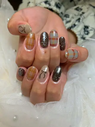 ネイル takara nail所属・takara射水高岡 マグネット韓国ポップのネイルデザイン