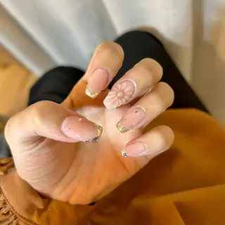 ネイル ⠀ loggy.のネイルデザイン