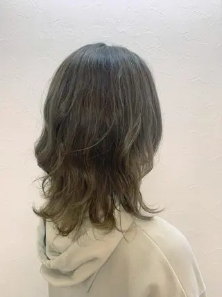 ミディアム カラー 菅沼 まみのヘアスタイル