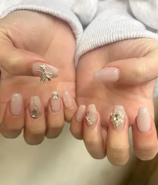 ネイル +nail （プラスネイル）のネイルデザイン