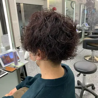 ショート パーマ 小沼 正悟のヘアスタイル