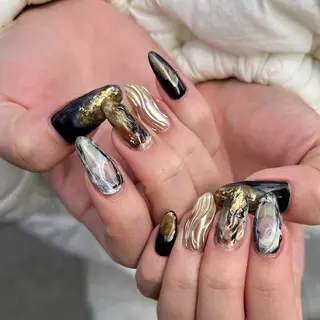 ネイル 河野 弥月のネイルデザイン