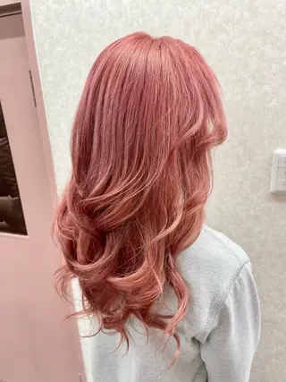 ロング カラー プレシャス所属・池田 景子のヘアスタイル