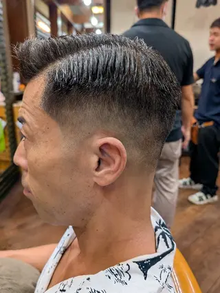 ショート メンズ 本田 圭輔のヘアスタイル