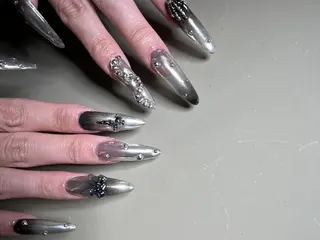 ネイル Cleo伏見 Ellysのネイルデザイン