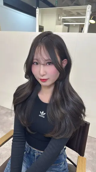 ロング レイヤーカット/ 艶カラー/山内一暉のヘアスタイル