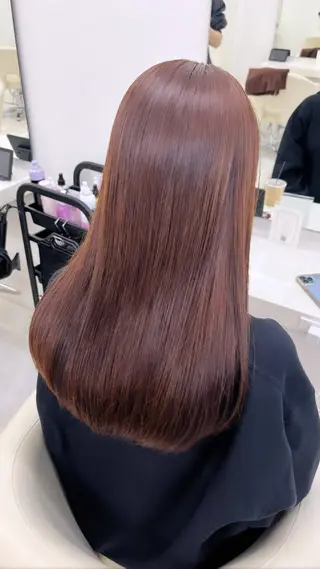 ロング カラー momo /レイヤーカットのヘアスタイル