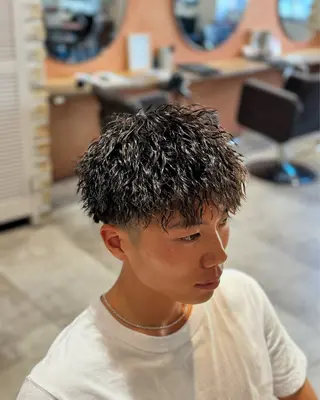 ショート メンズ特化 TAKUYAのヘアスタイル