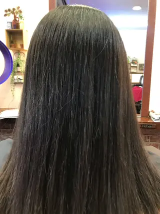 セミロング パーマ 桧山 真のヘアスタイル