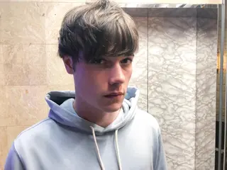 ショート カラー パーマ メンズ TOMO GEEKS代表のヘアスタイル