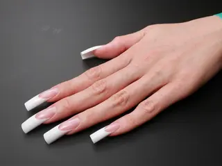 ネイル 井手 優妃のネイルデザイン