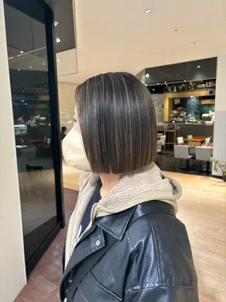 ショート カラー ショート／ミニボブ マンツーマン/マユコのヘアスタイル