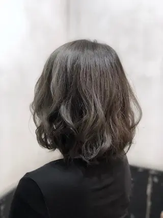 ショート カラー 美髪矯正 🌈髪質改善 山下のヘアスタイル