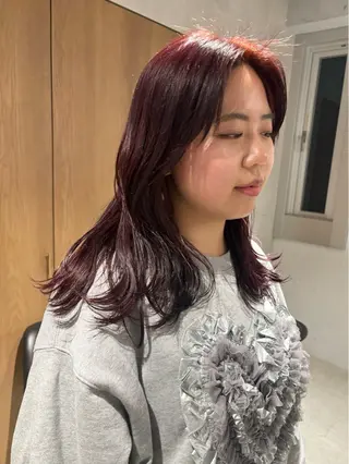 ミディアム カラー mei|顔まわり ×透明感カラーのヘアスタイル