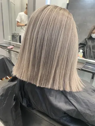 ショート カラー ヘアアレンジ ネイル マツエク・マツパ 井上 一平のヘアスタイル