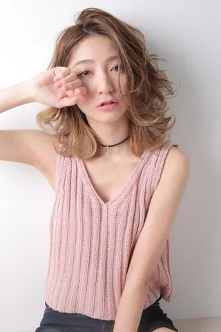 ミディアム 指名支持率NO.1 スタイリストのヘアスタイル