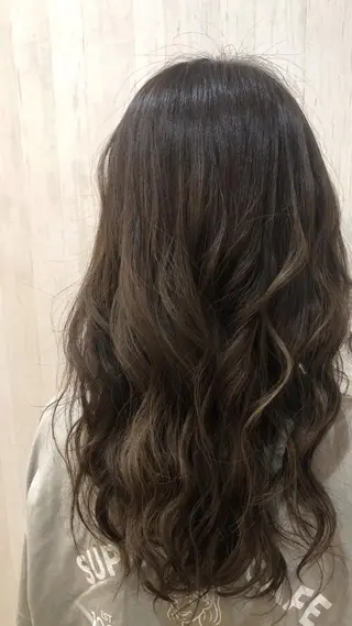 ロング fuuga春日部店所属・艶髪髪質改善🐰🫧 ai🩵のヘアスタイル