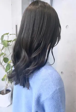 ロング カラー ヘアアレンジ 透明感/オリーブ/ グレージュ/YUKAのヘアスタイル