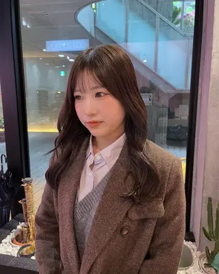 セミロング 艶感透明感カラー🤍 hinaのヘアスタイル