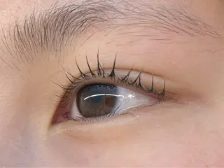 マツエク・マツパ Rich to 蒲郡店所属・牧野 心のマツエク・マツパデザイン