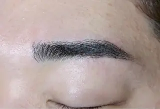 メンズ アイブロウ LUNELLA☾ ໋ SANKAのマツエク・マツパデザイン