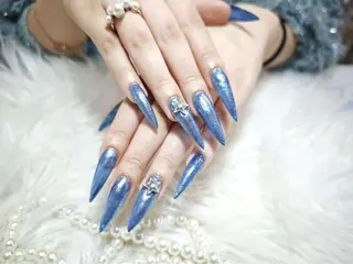 ネイル &ME Momoのネイルデザイン