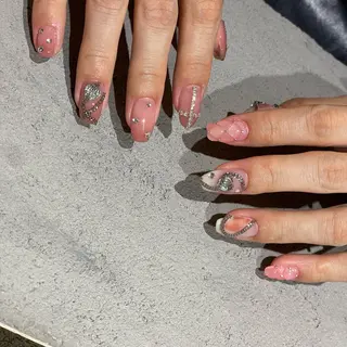 セミロング m kaori𓃟のネイルデザイン