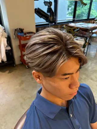 ショート カラー メンズ 内田 尚希のヘアスタイル