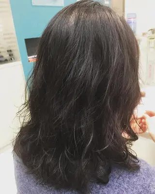 ミディアム Ｄirector 　徳久　真紀の眉毛・アイブロウイメージ