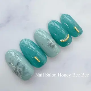 ネイル Nail salon Honey Beeのネイルデザイン