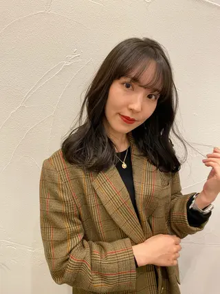 ミディアム Ash中目黒店 榊間茜のヘアスタイル