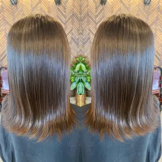 セミロング カラー tocca 💜石田愛結💜のヘアスタイル