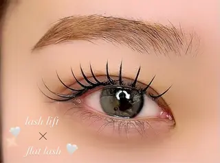 マツエク・マツパ eyelash mele.所属・mele. akihoのマツエク・マツパデザイン