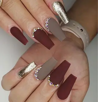 ネイル 🖤スカルプ専門店 新宿・MR🖤のネイルデザイン